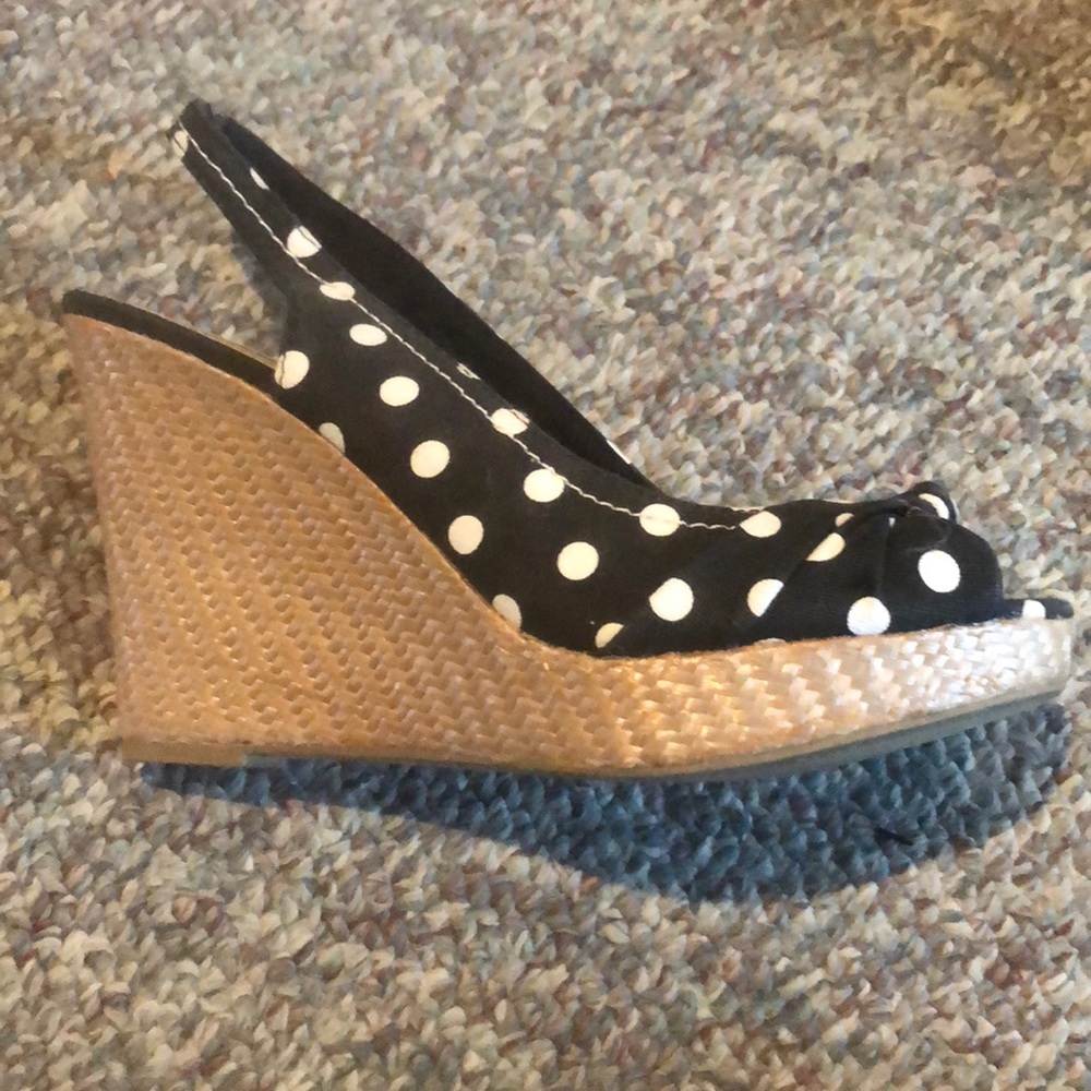 American Eagle wedge sandal